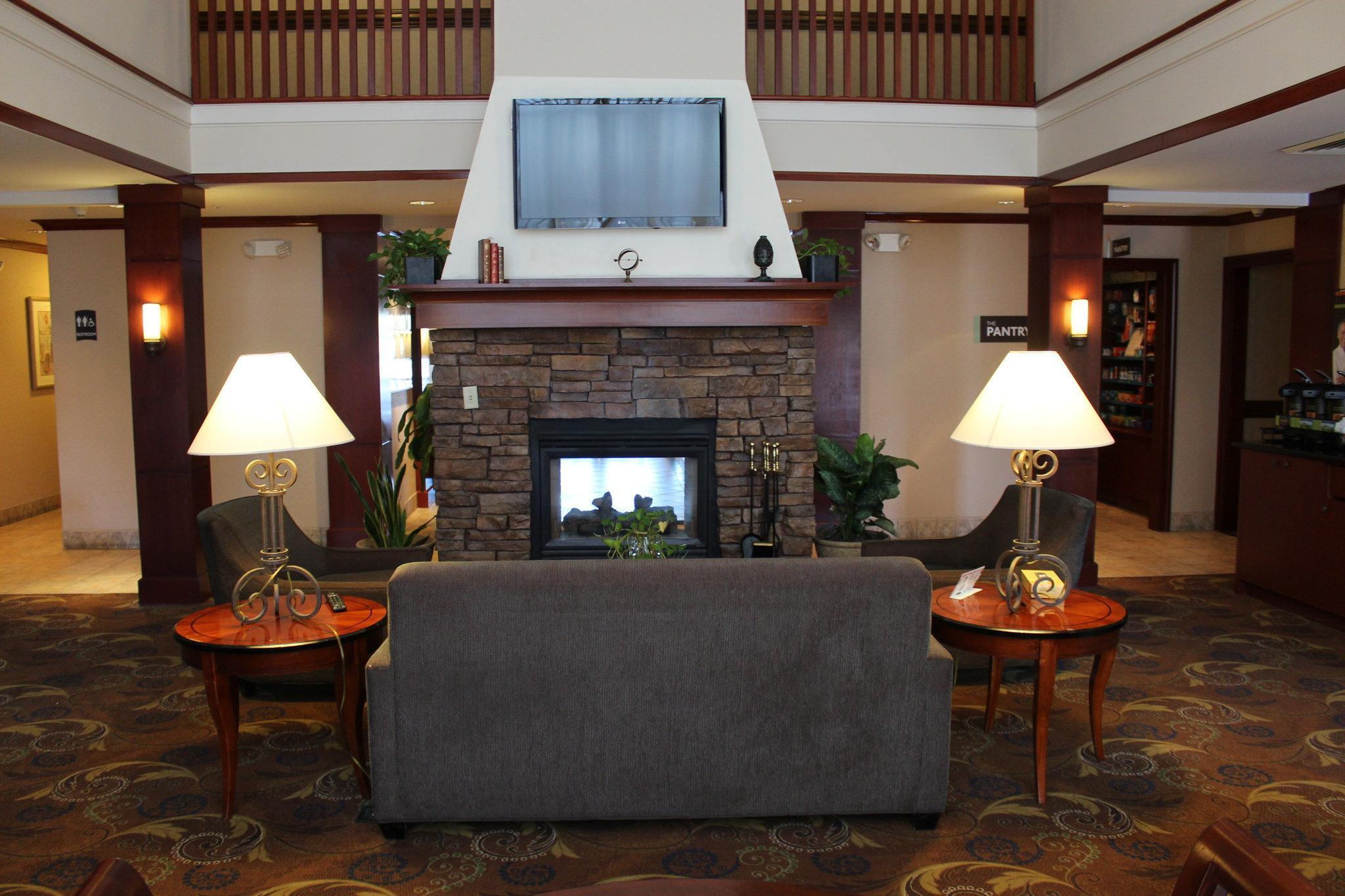 Staybridge Suites Grand Rapids-Kentwood By Ihg Каскейд Экстерьер фото