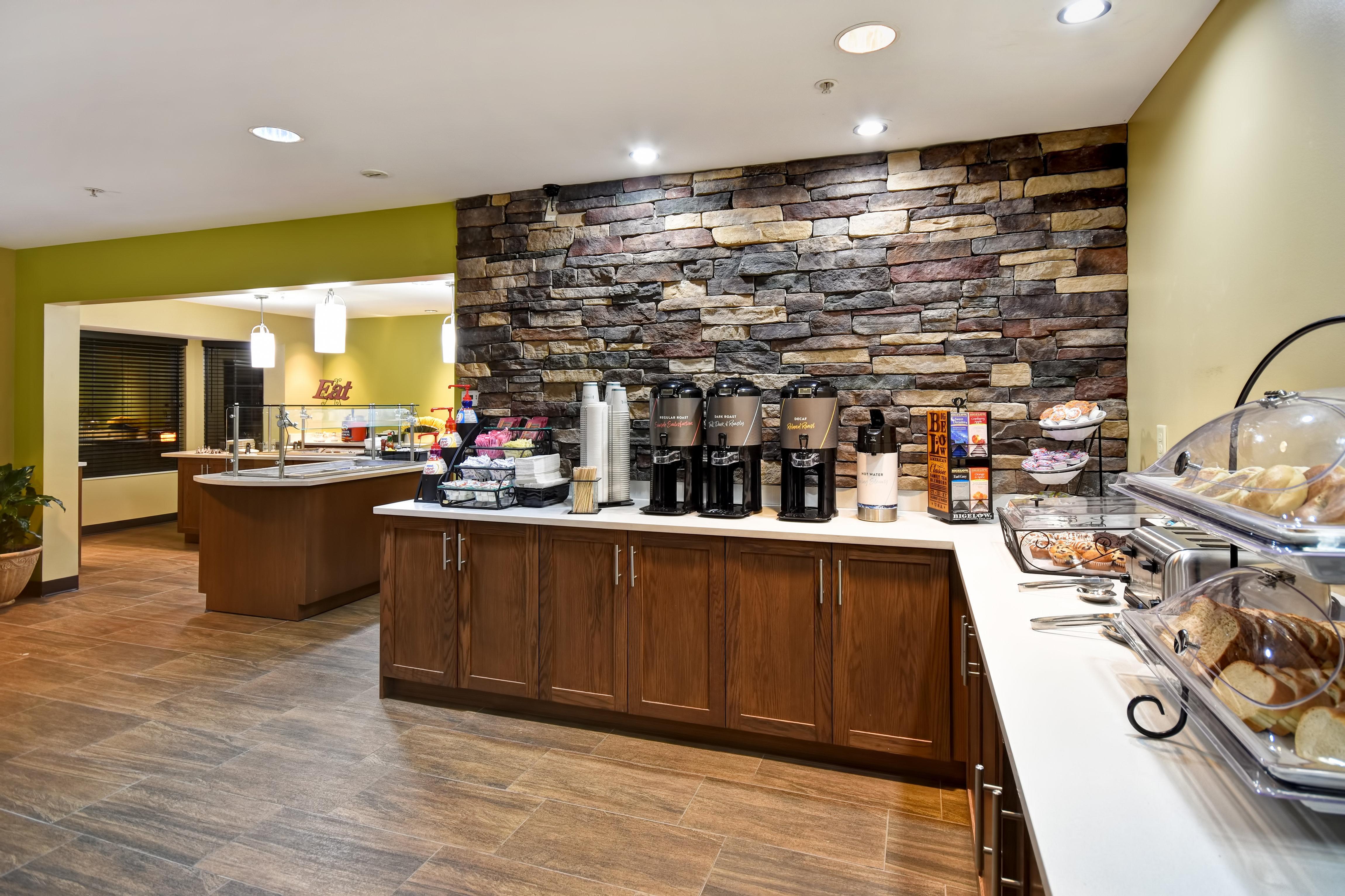 Staybridge Suites Grand Rapids-Kentwood By Ihg Каскейд Экстерьер фото