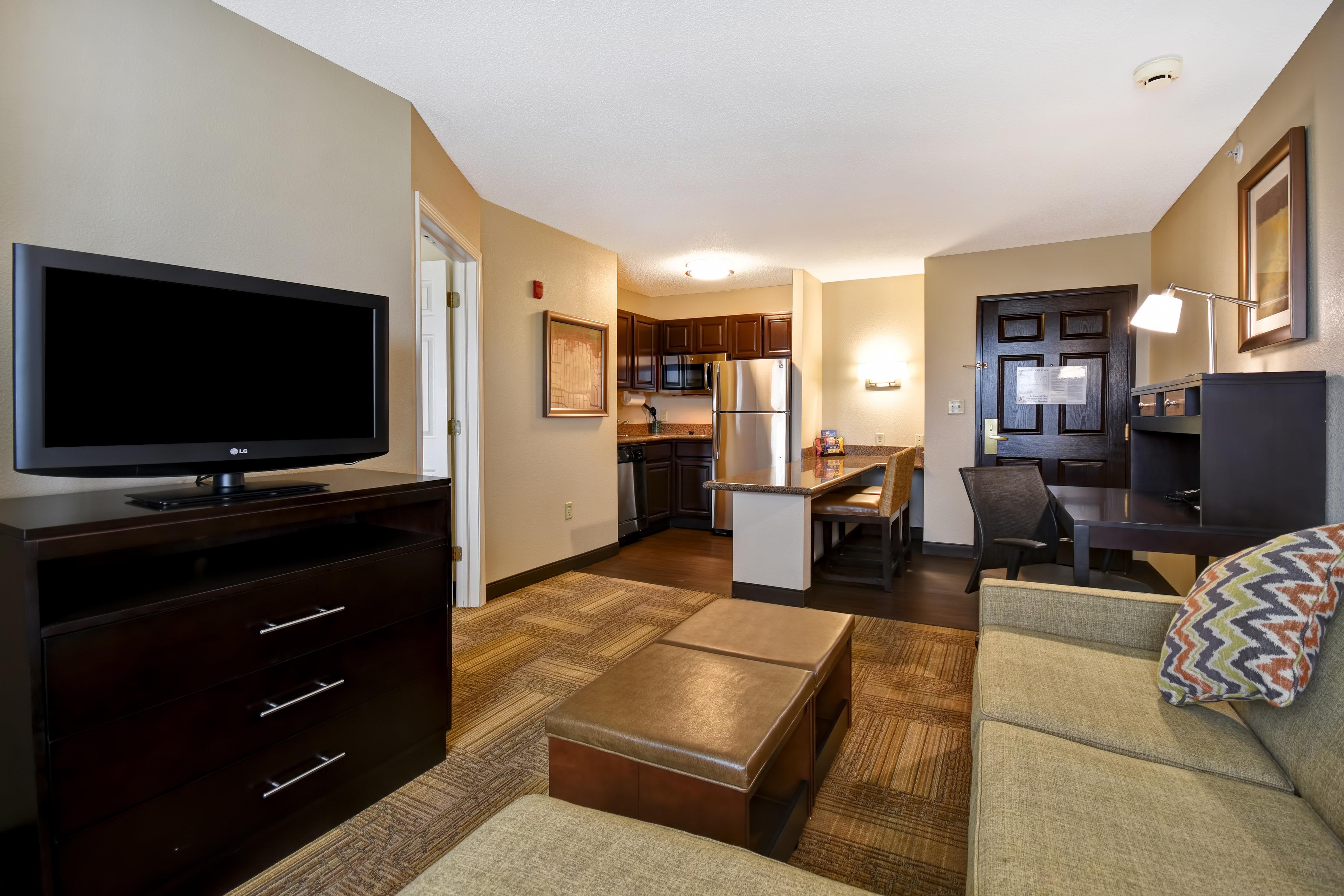 Staybridge Suites Grand Rapids-Kentwood By Ihg Каскейд Экстерьер фото