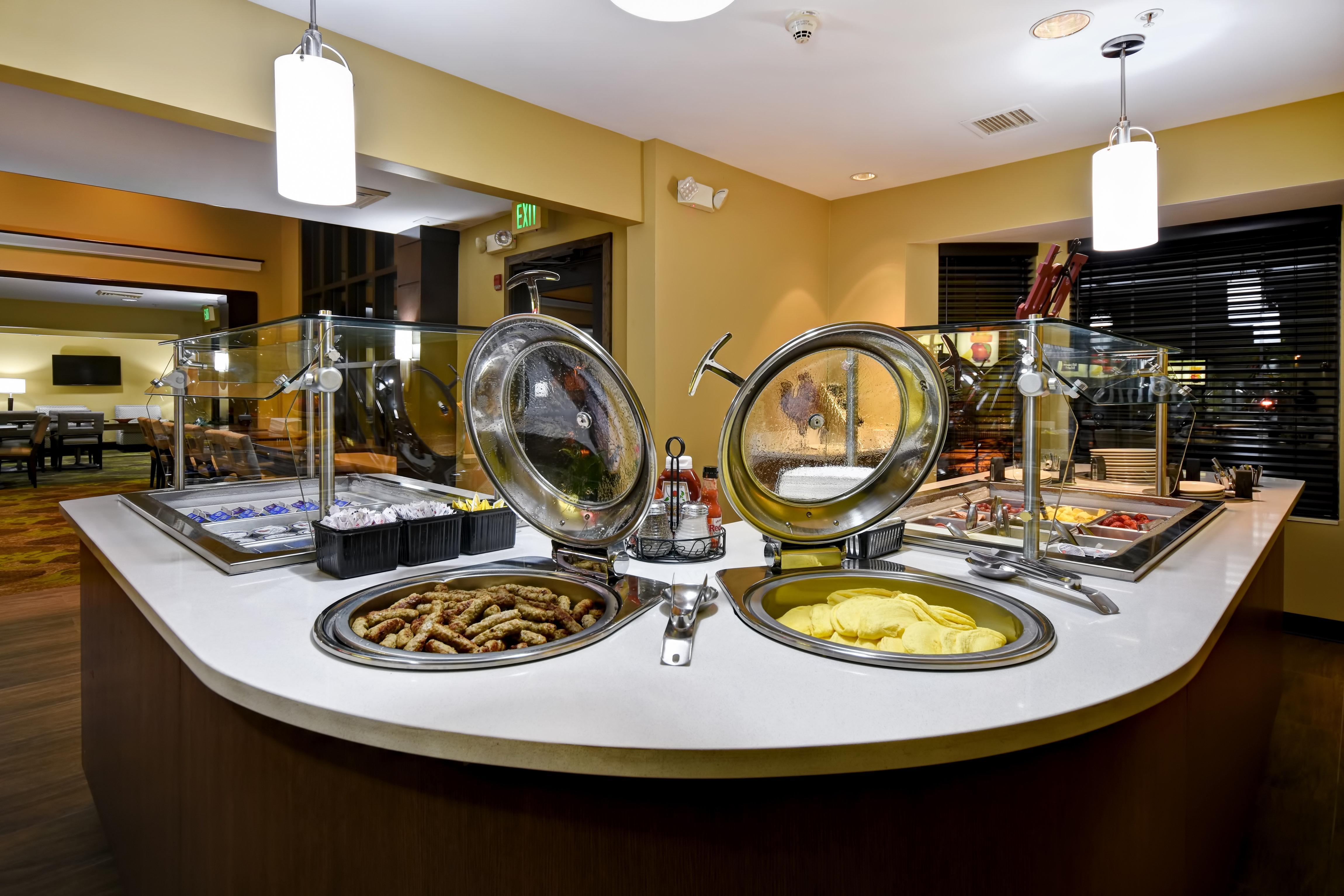 Staybridge Suites Grand Rapids-Kentwood By Ihg Каскейд Экстерьер фото