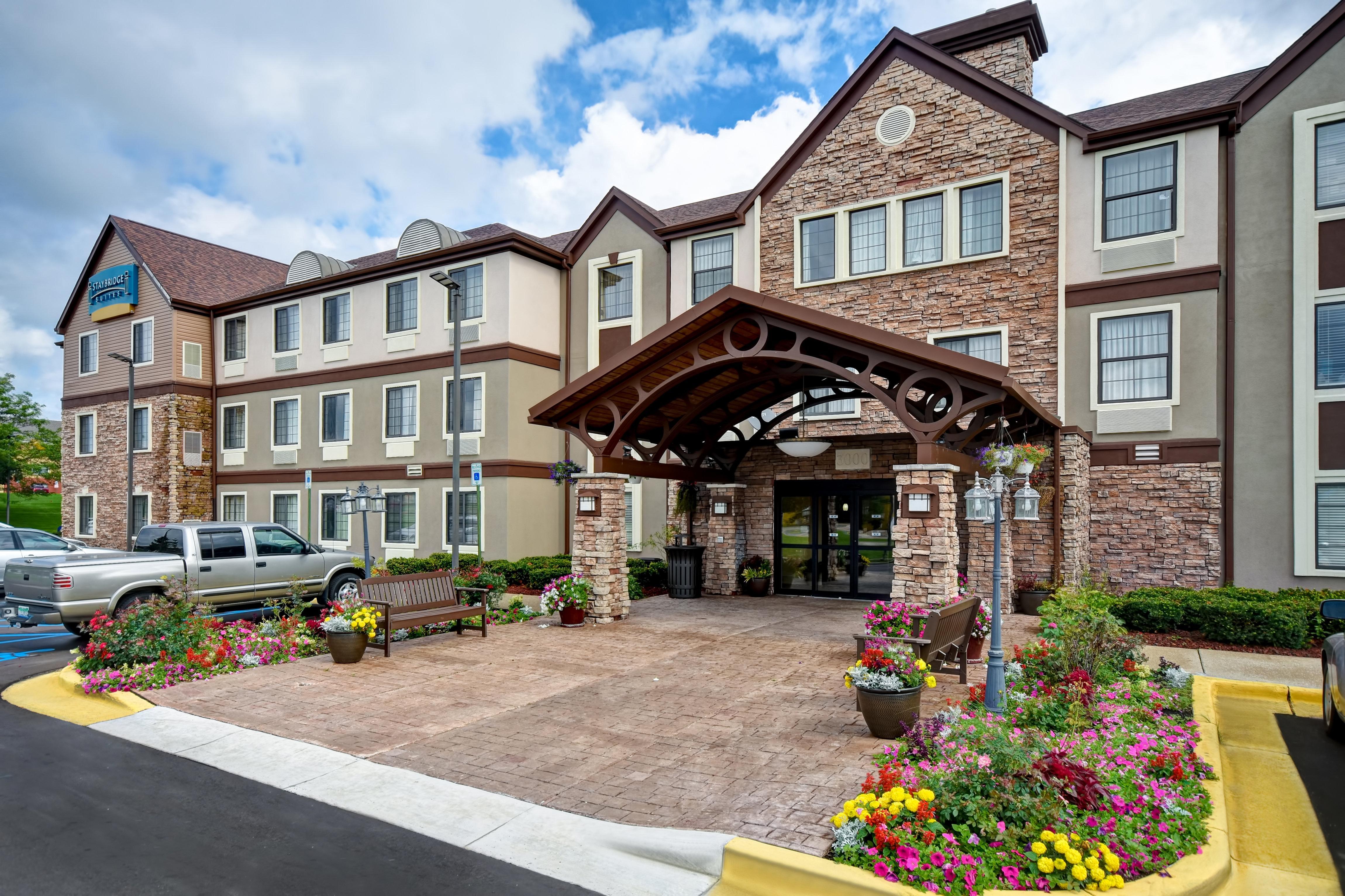 Staybridge Suites Grand Rapids-Kentwood By Ihg Каскейд Экстерьер фото