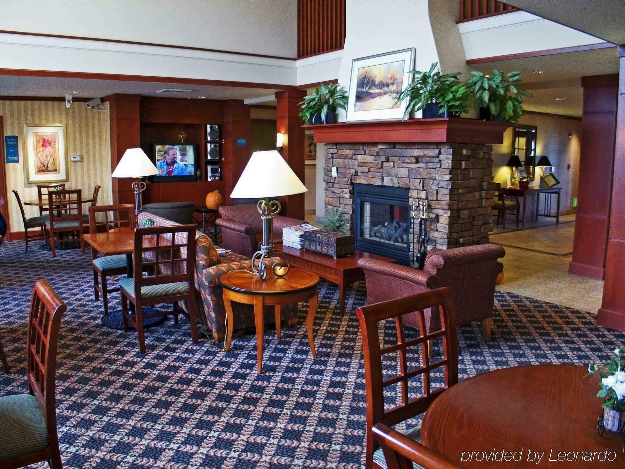Staybridge Suites Grand Rapids-Kentwood By Ihg Каскейд Экстерьер фото